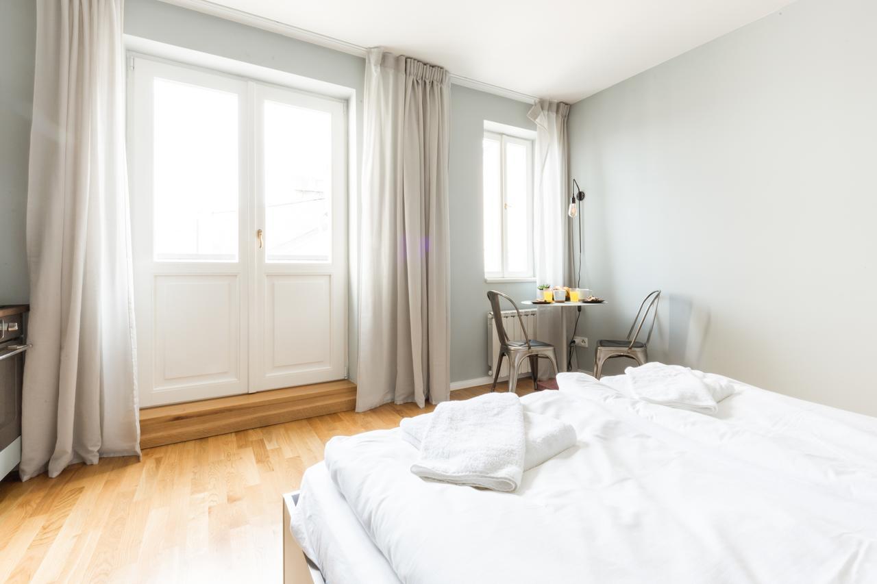Prague Days - Sunny Riverside Apartments With Terraces Екстериор снимка